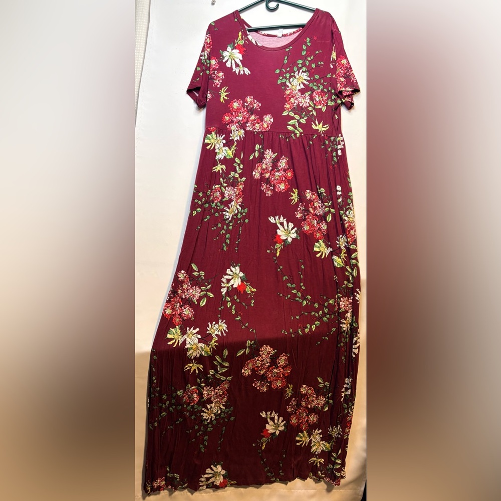 Floral Burgundy short sleeve Maxi Dress - Picture 2 of 5